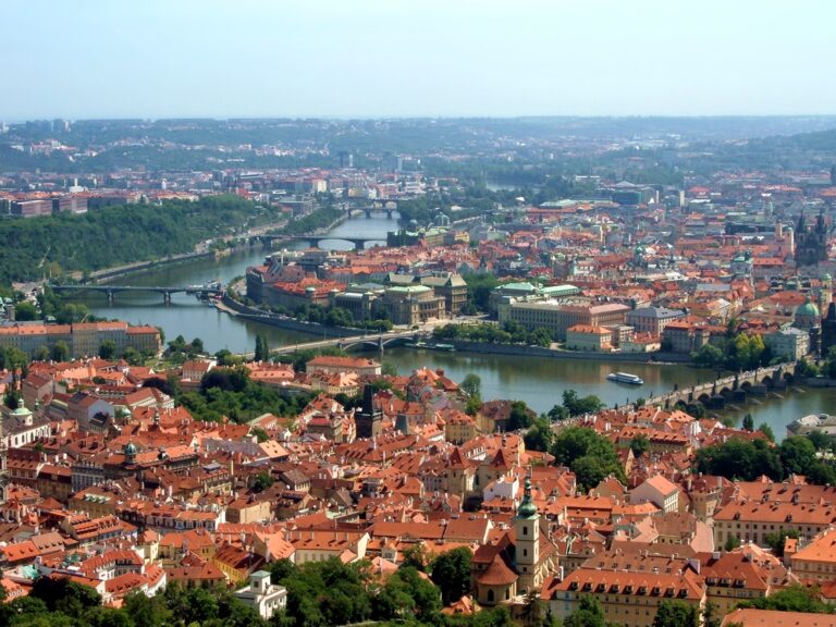 Praha přijímá preventivní opatření kvůli zvýšené hladině Vltavy